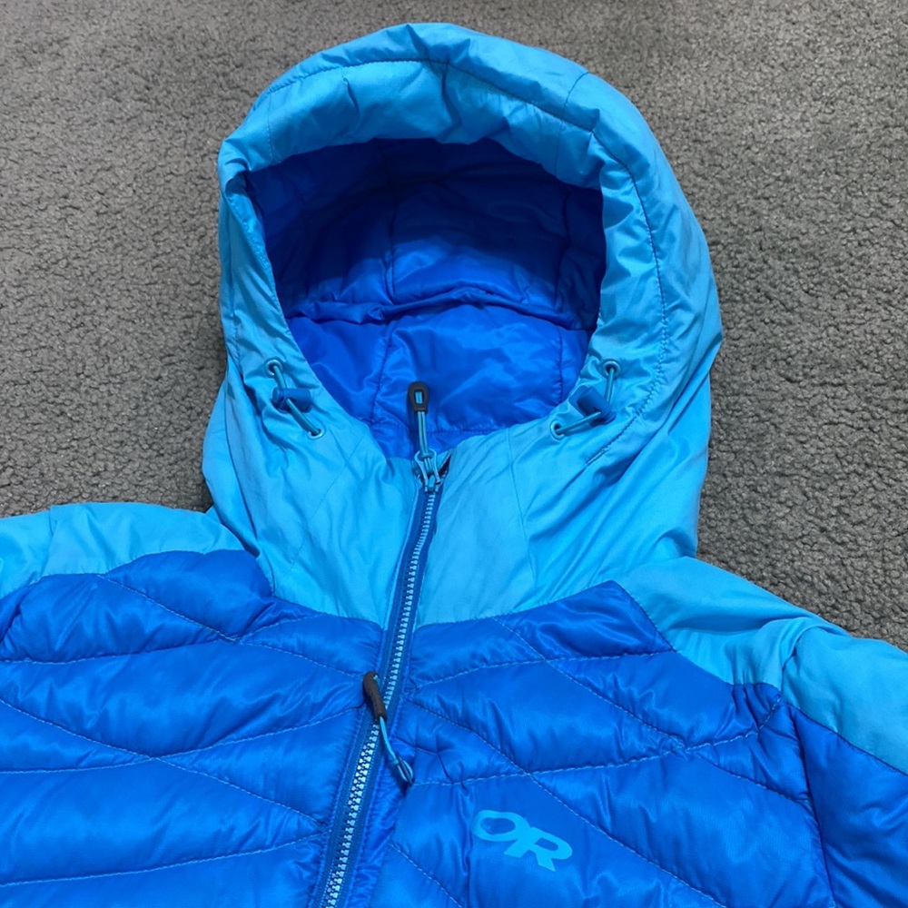 Outdoor Research Women's Diode Hooded Down Jacket - Picture 3 of 14